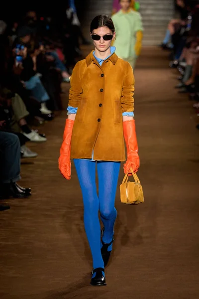 Look 55